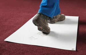 Sticky Mat – Pašlīmējošs ieejas paklājiņš, kas savāc netīrumus no kurpju zolēm (0.6x0.9m)